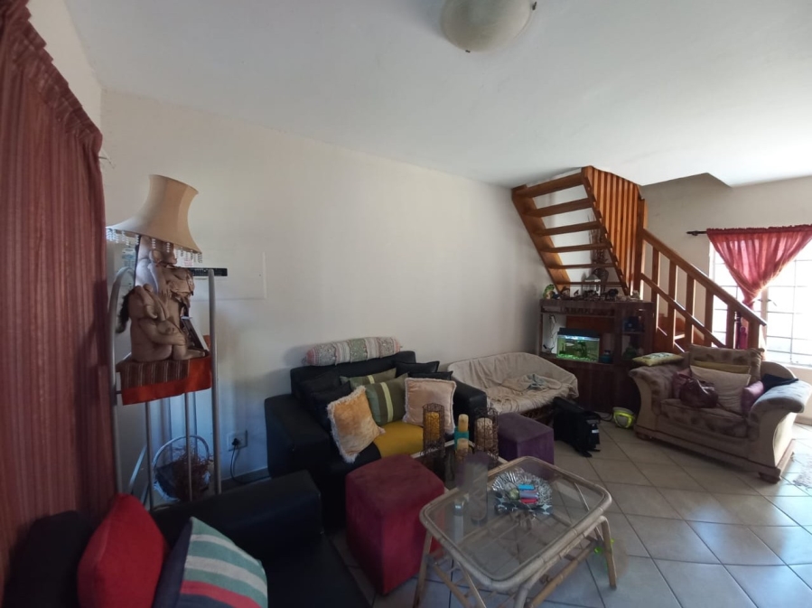2 Bedroom Property for Sale in Rustenburg Central North West